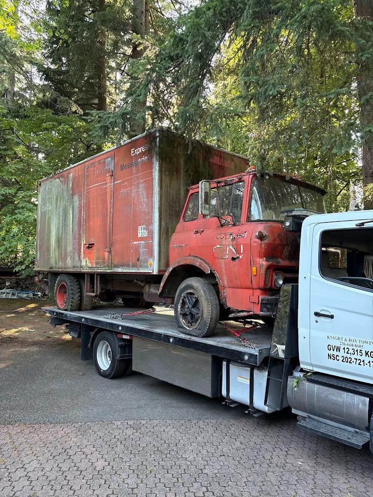 Damaged SUV and van bought for scrap in Surrey BC